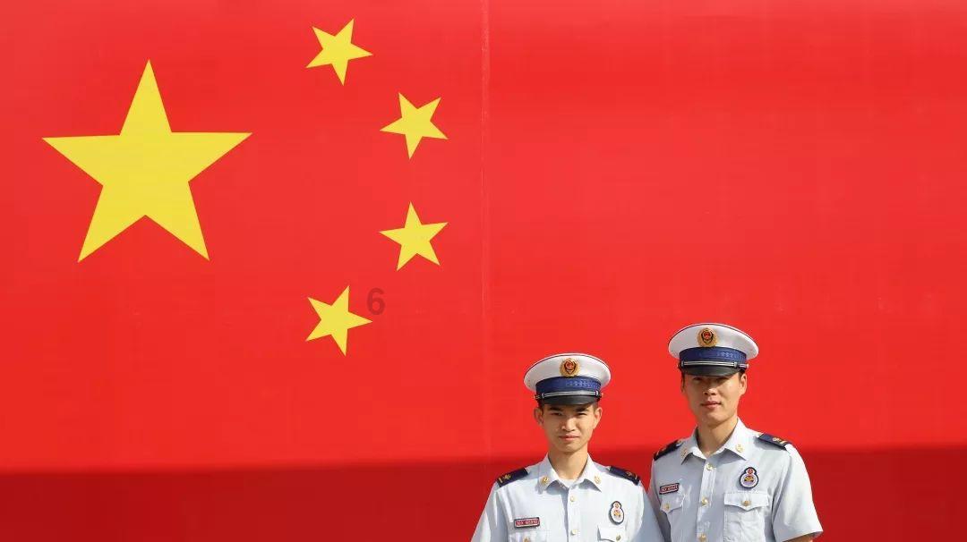 逃出灰绿房